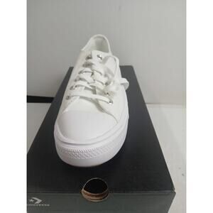 NWT Converse Women Chuck Taylor All Star Low Shoes, White-Size 8
